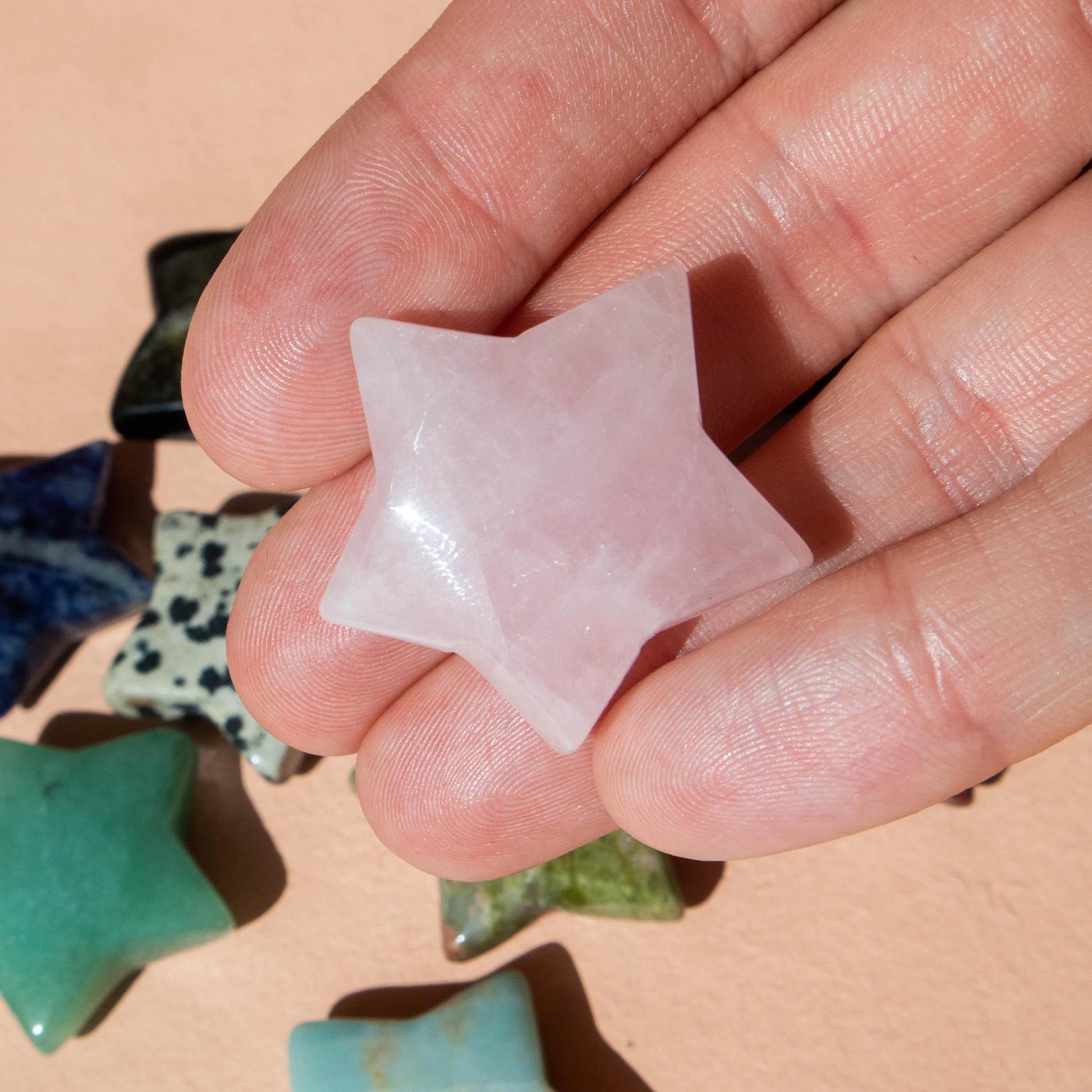 rose quartz, rose quartz star, crystal star, gemstone star, rose quartz stone, rose quartz crystal, rose quartz gemstone, rose quartz properties, rose quartz healing properties, rose quartz metaphysical properties, rose quartz meaning