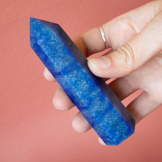 blue aventurine, blue aventurine obelisk, crystal obelisk, blue aventurine crystal, blue aventurine stone, blue aventurine properties, blue aventurine healing properties, blue aventurine meaning