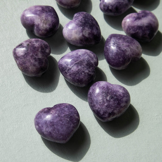 lepidolite, lepidolite heart, crystal heart, gemstone heart, lepidolite crystal, lepidolite stone, lepidolite gemstone, lepidolite properties, lepidolite healing properties, lepidolite metaphysical properties, lepidolite meaning