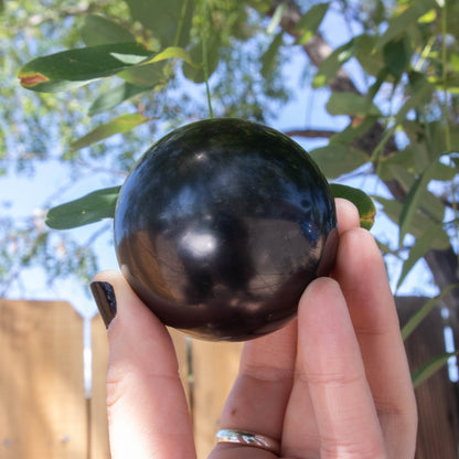 shungite, shungite sphere, crystal sphere, gemstone sphere, shungite crystal, shungite stone, shungite gemstone, shungite properties, shungite healing properties, shungite metaphysical properties, shungite meaning