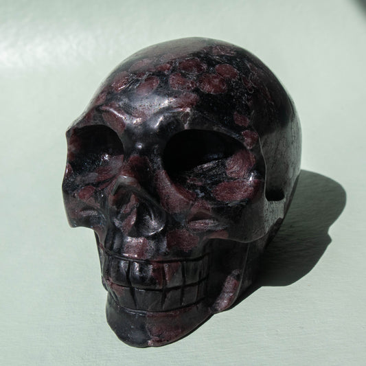 Garnet Skull