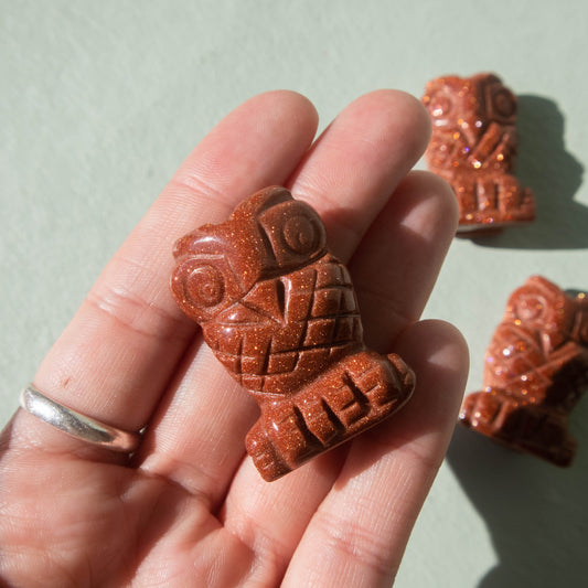 goldstone, red goldstone, goldstone owl, crystal owl, gemstone owl, goldstone crystal, goldstone gemstone, goldstone properties, goldstone healing properties, goldstone metaphysical properties, goldstone meaning