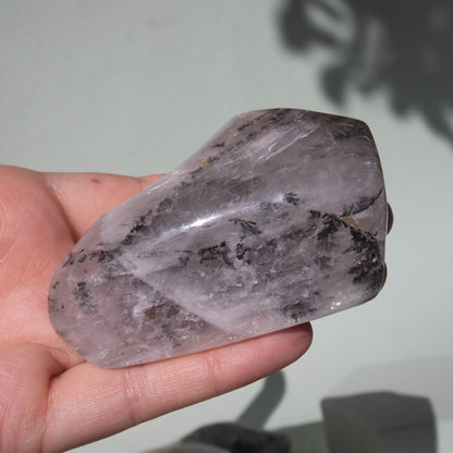 dendritic quartz, dendritic quartz freeform, crystal freeform, gemstone freeform, dendritic quartz crystal, dendritic quartz stone, dendritic quartz properties, dendritic quartz healing properties, dendritic quartz metaphysical properties, dendritic quartz meaning