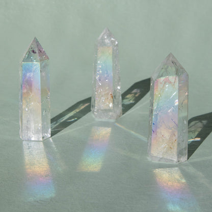 crackle quartz, quartz, aura crackle quartz, crackle quartz point, aura crystal, aura quartz, crackle quartz crystal, crackle quartz stone, crackle quartz properties, crackle quartz metaphysical properties, crackle quartz meaning, aura quartz properties, aura properties, aura meaning