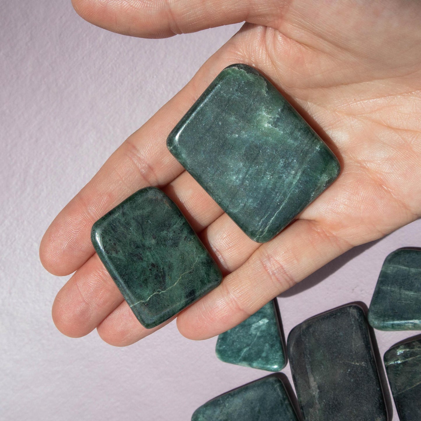 jadeite, jadeite flat, crystal flat, flat crystal, jadeite crystal, jadeite stone, jadeite gemstone, jadeite properties, jadeite healing properties, jadeite metaphysical properties, jadeite meaning