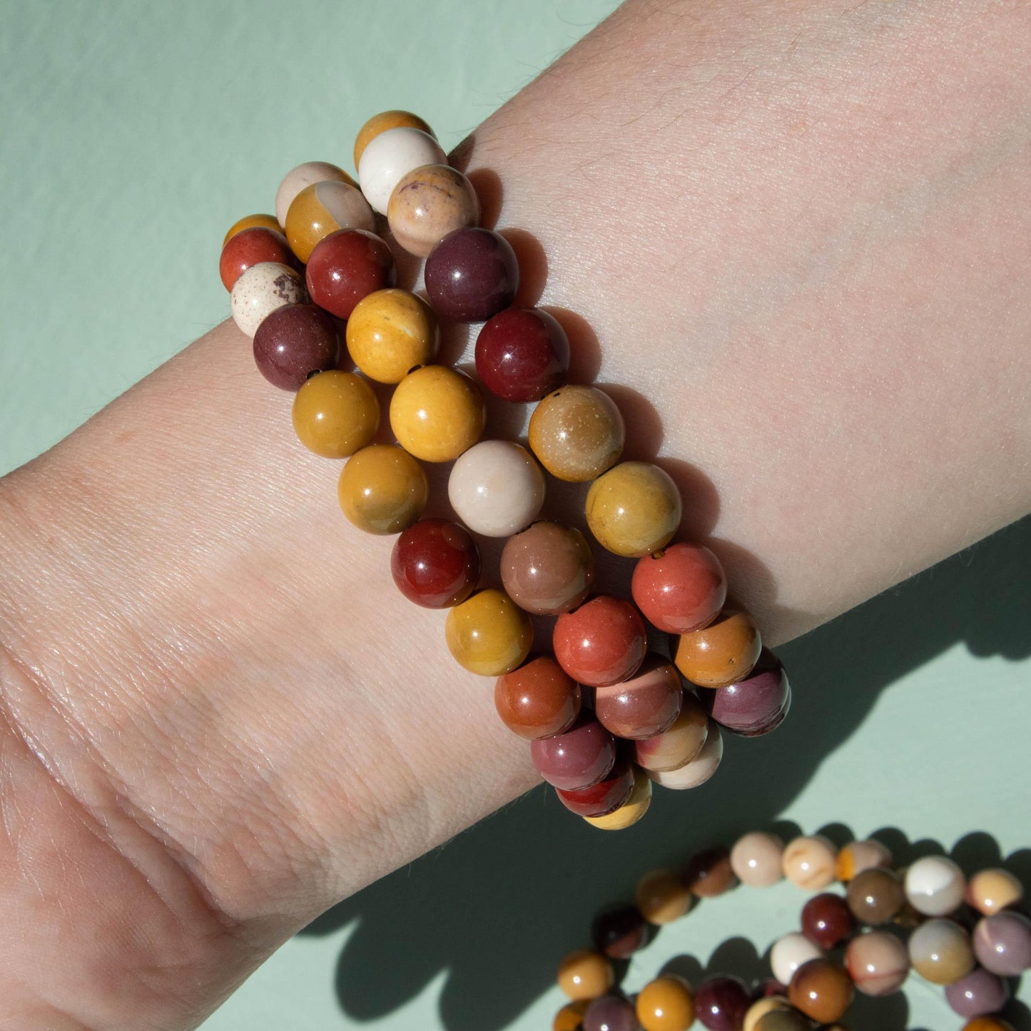 mookaite, mookaite jasper, mookaite bracelet, mookaite jewelry, crystal bracelet, gemstone bracelet, crystal jewelry, gemstone jewelry, mookaite crystal, mookaite stone, mookaite gemstone, mookaite properties, mookaite healing properties, mookaite metaphysical properties, mookaite meaning