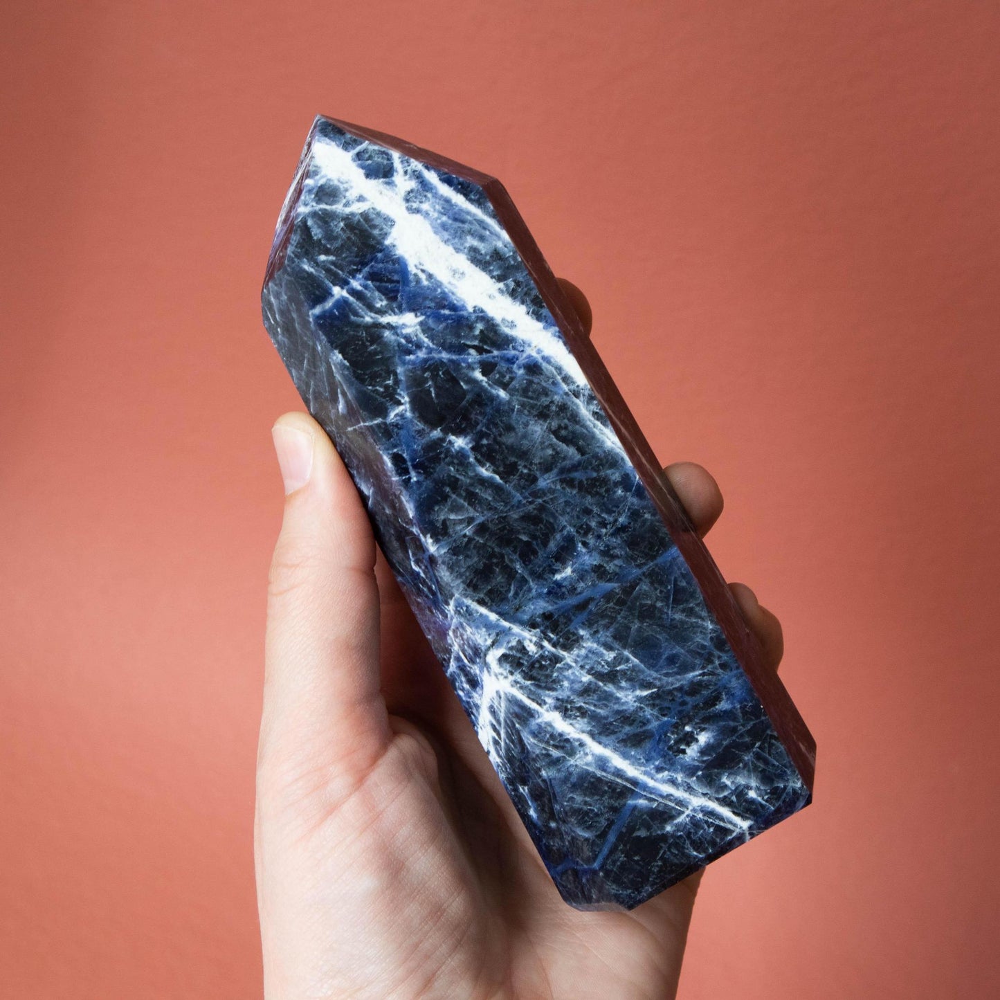 sodalite, sodalite obelisk, crystal obelisk, sodalite crystal, sodalite stone, sodalite properties, sodalite meaning